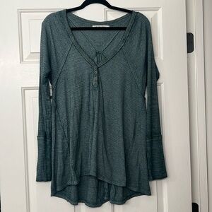 We the Free tunic size MD